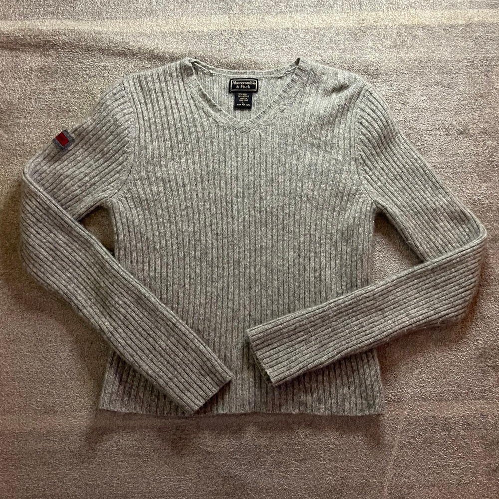 Abercrombie & Fitch Vintage Ribbed V-Neck Wool Blend Sweater Gray Large Preppy